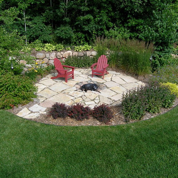 Backyard Fire Pit Patio