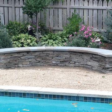 New England Style Stone Sitting Wall