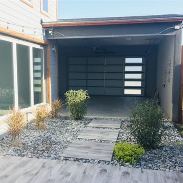 Grey House II (2019)