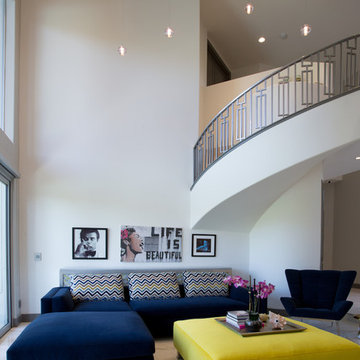 Contemporary Streamliined Geometric Residence