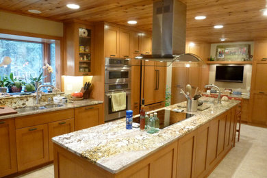 Kitchen - kitchen idea in Minneapolis
