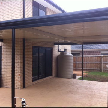 Stratco flat roof pergola
