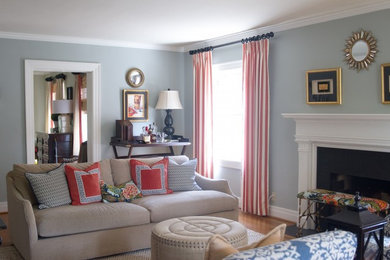 Cottage chic living room photo in Other