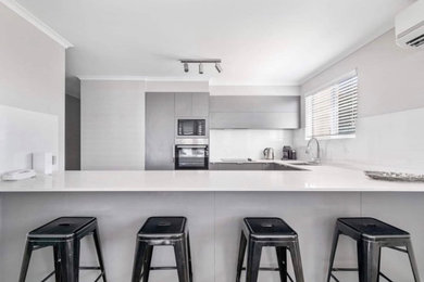 Design ideas for a contemporary kitchen in Sunshine Coast.