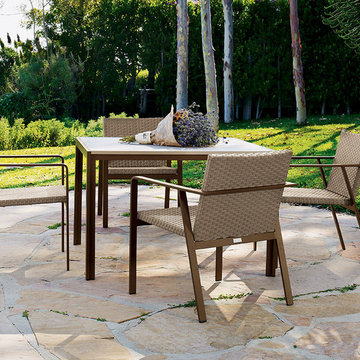 BROWN JORDAN Outdoor Furniture