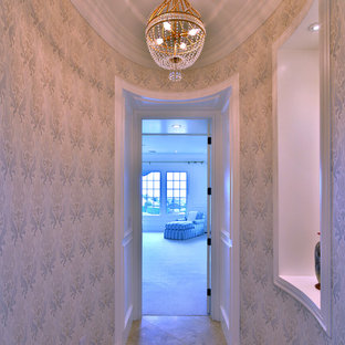 Bild på en vintage hall