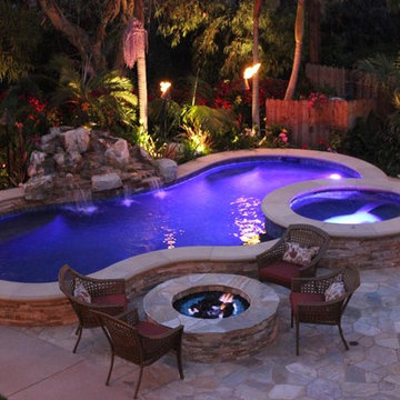 Custom Swimming Pool and Spa Design & Build