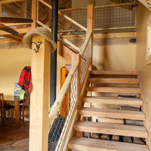 Travis Barn