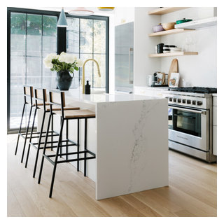 HanStone Quartz Chantilly - Modern - Kitchen - Los Angeles - by ...