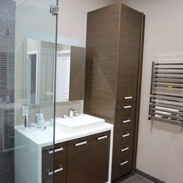 MODERN BATHROOM
