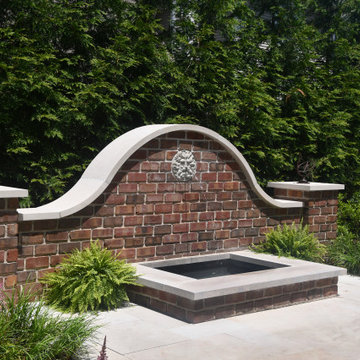 Mask Water Fountain