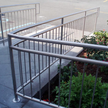 Stainless Steel Rail with Pickets on Ramp