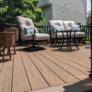 TimberTech Reserve Dark Roast with TimberTech Radiance Railing in Kona