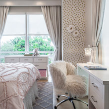 Alina Room