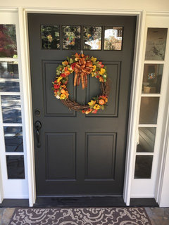 How to hang a wreath on a large wooden front door