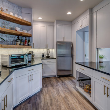 Retractable Backsplash Maximizes Kitchen Space