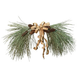 Farmhouse Wreaths And Garlands by KP Creek Gifts