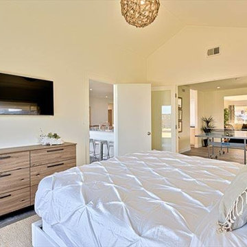 La Jolla Luxury Vacation Home - Decorating