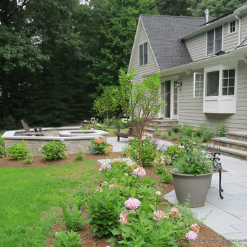 Interlocking Concrete Pavers & Segmental Wall Products