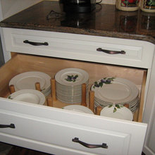 Drawer pulls