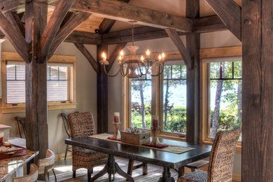 Dining room - craftsman dining room idea in Minneapolis