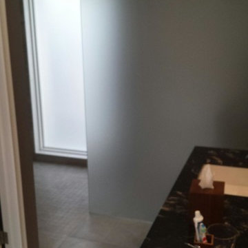 Modern shower stall