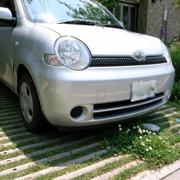 森の駐車場