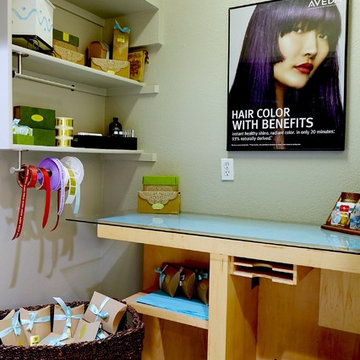 Modern Salon-The Day Spa @ Folawn's