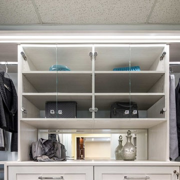 Bianco Walk-In Closet Display - Campbell Showroom