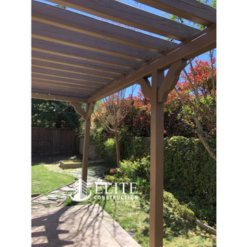 The exterior patio support post, support beams Dry Rot Damage Repair