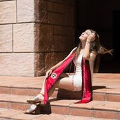 Nicki Dux's photo