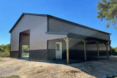 Custom New Barn in Warrenton