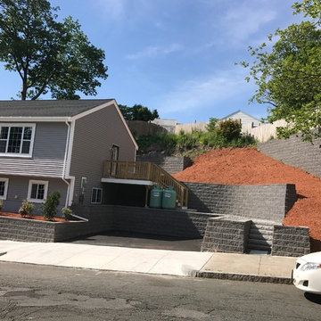 ALLAN BLOCK CLASSIC GRANITE GREY RETAINING WALL & MONOLITHIC GRANITE STEPS