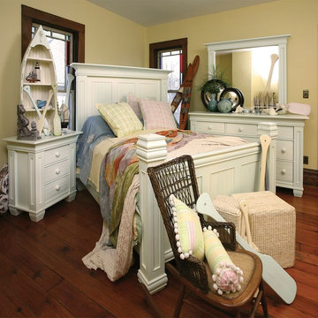 Coastel Cottage Bedroom Set