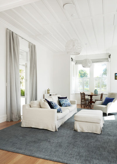 Transitional Living Room Calliope Rd