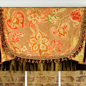 Madelyn Valance by Pate Meadows Designs