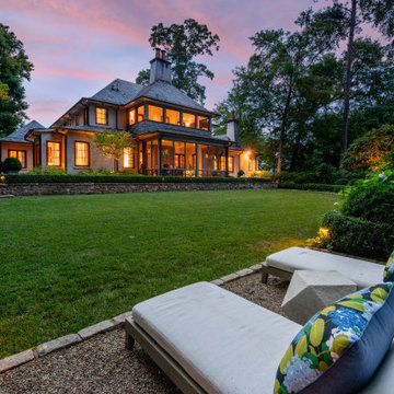 Nacoochee Dr NW