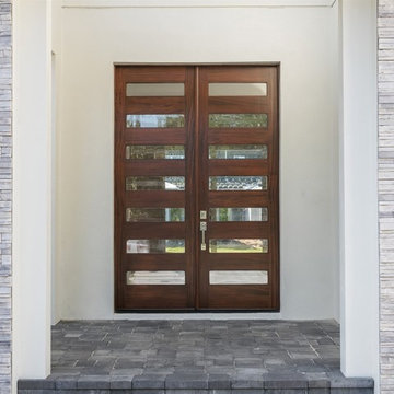 TRANSITIONAL CUSTOM HOME IN WINDERMERE FLORIDA'S KEENES POINTE COMMUNITY