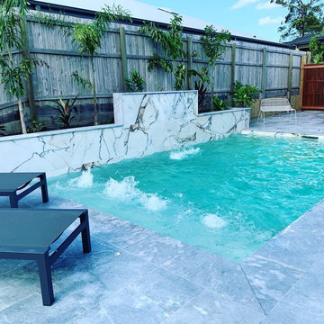Pool Feature Tiles and Surrounds by Diversity Tiling