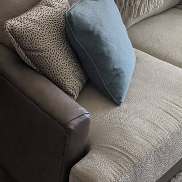 Sofas,Sectionals,Chairs and Ottomans