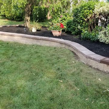 Block Retaining Garden Wall - Cambridge Sigma 8 - Toffee / Onyx with Mocha Cap