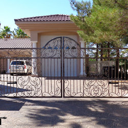 Automatic Driveway Gate - Home Fencing And Gates