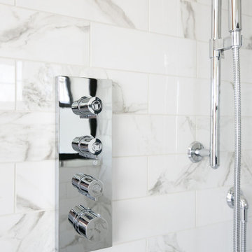 Grid Glass Arabascato Marble Bathroom