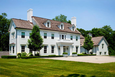 Inspiration for a timeless exterior home remodel in New York