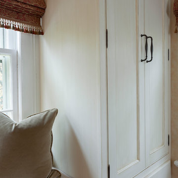 Master Suite Dressing Room