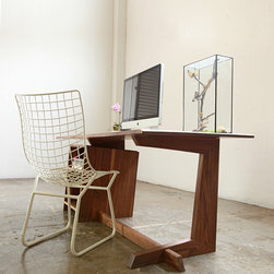 Tilted Desk - Desks And Hutches
