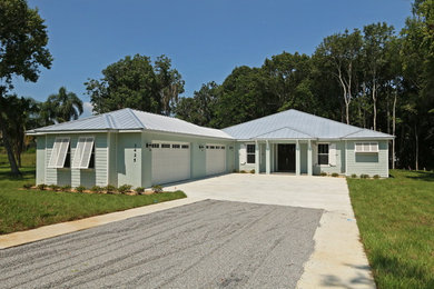 Home design - coastal home design idea in Orlando
