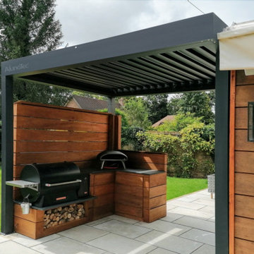 AlunoTec Outdoor Kitchen Pergola in the UK