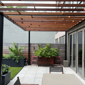 Williamsburg Terrace Garden