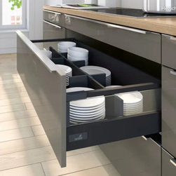 Hettich InnoTech Atira drawer system - Kitchen Storage And Organization
